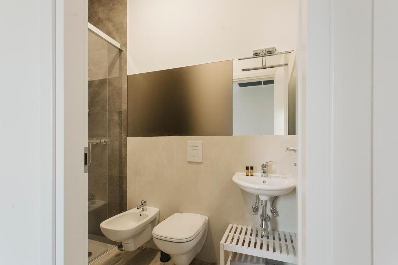 Appartamento Con 2 Camere E 2 Bagni In Centro Con Parcheggio Matera Exterior foto